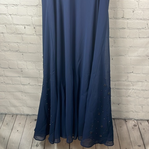 CATHERINES Masquerade Beaded Blue Sleeveless Maxi Gown size 24WP - Picture 7 of 8